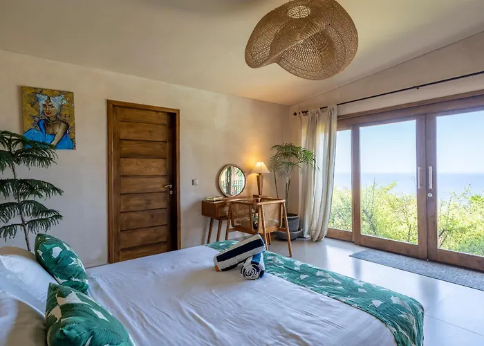 Sana With Panoramic Ocean Views & Infinity Pool * آميدْ