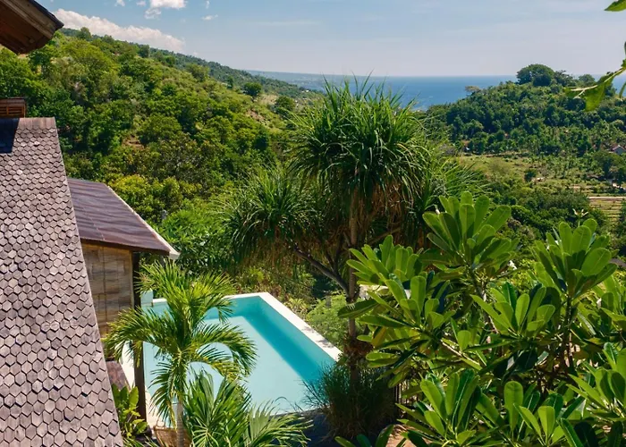 Sana With Panoramic Ocean Views & Infinity Pool شاليه آميدْ